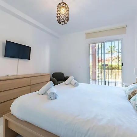 דירה Bajo Con Acceso Directo Desde La Terraza A La Piscina Y Parking Privado En La Reserva De By Sunny Residences מארבלה