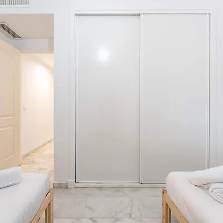 Bajo Con Acceso Directo Desde La Terraza A La Piscina Y Parking Privado En La Reserva De By Sunny Residences * מארבלה