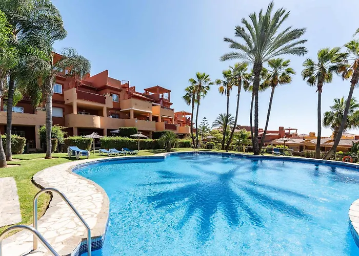 Apartmento En Con Acceso Directo A La Piscina! Marbella