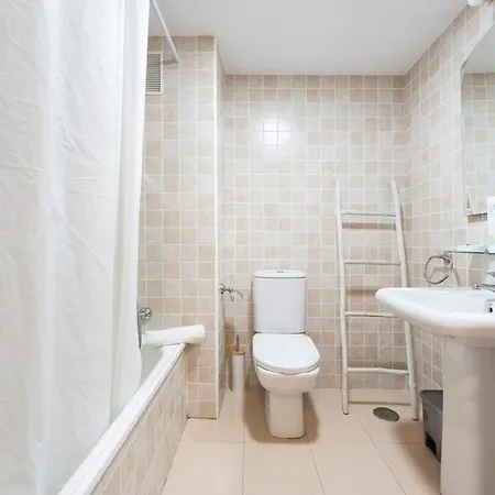 Apartmento En Con Acceso Directo A La Piscina! * Marbella