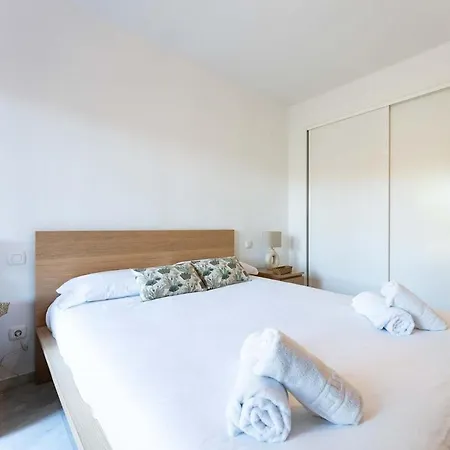 Apartmento En Con Acceso Directo A La Piscina! * Marbella